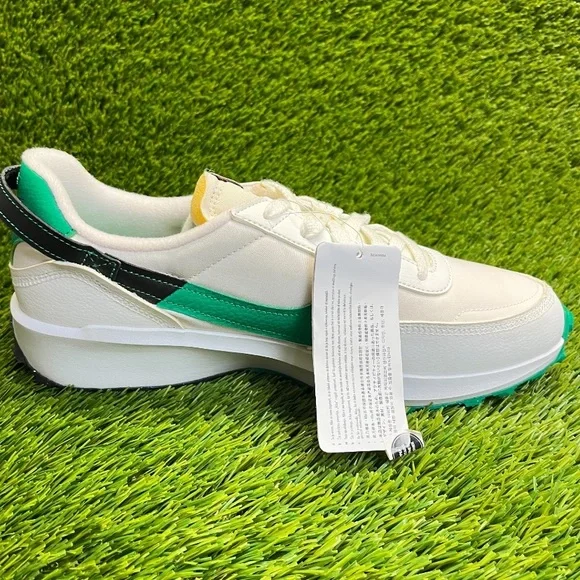 Nike White and Teal Sneakers
